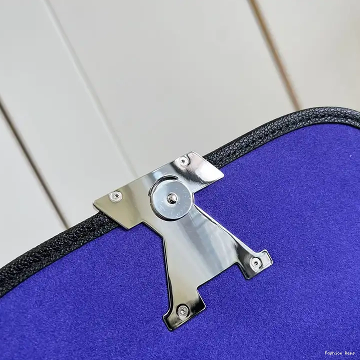 Fashion Reps Bag 2209HT0009 LV 0523